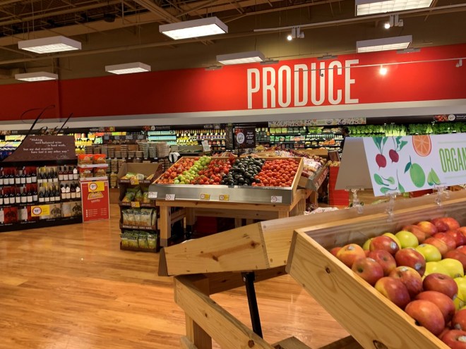 The produce section of a Winn-Dixie grocery store.