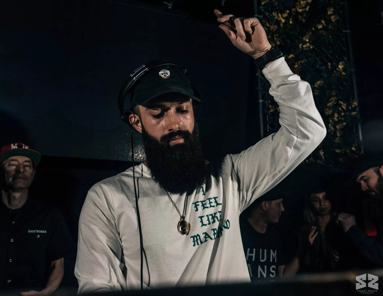 Lazaro Casanova Pays Tribute to His Heritage With New Release, “La Gloria Cubana”