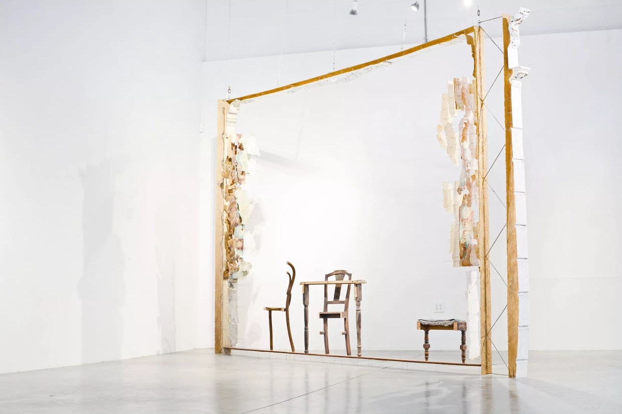 Dimensions Variable Opens Its New Space at MDC With “Vice Versa”