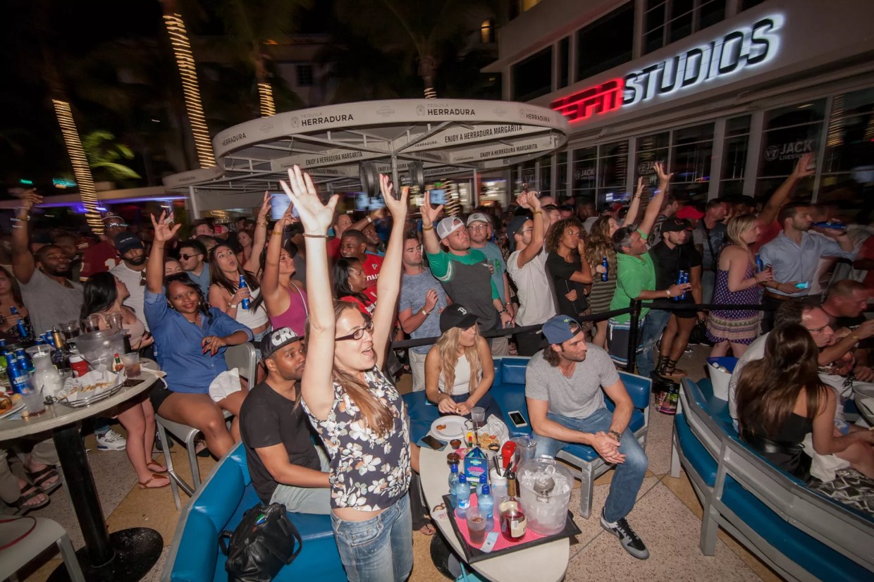 Miami’s Eight Best Football Watch Party Deals