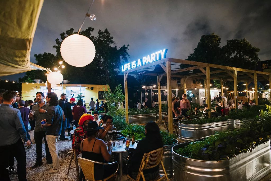 The Ten Best Ways for Singles to Celebrate Valentine’s Day 2017 in Miami