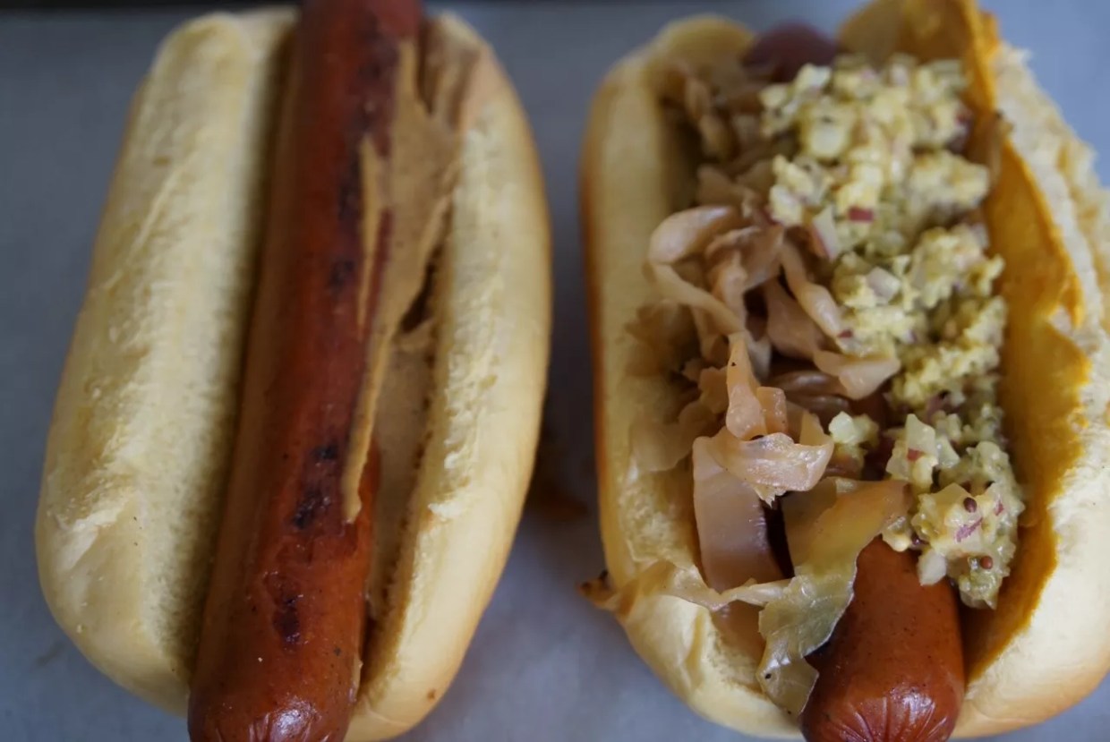 Proper Sausages Debuts Hot Dogs in Time for Fourth of July With Party at Taquiza