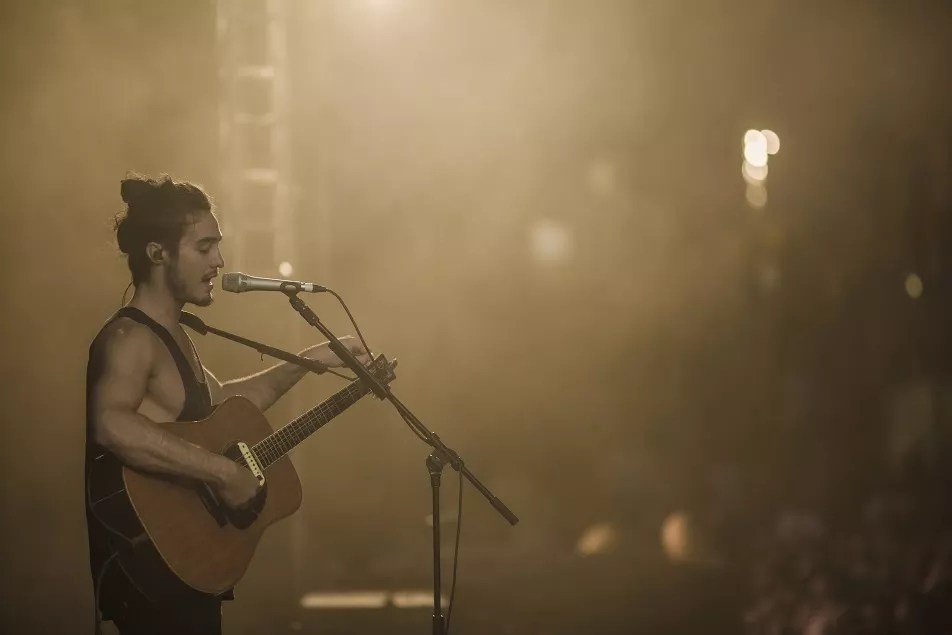 Brazilian Troubadour Tiago Iorc Makes His Florida Debut