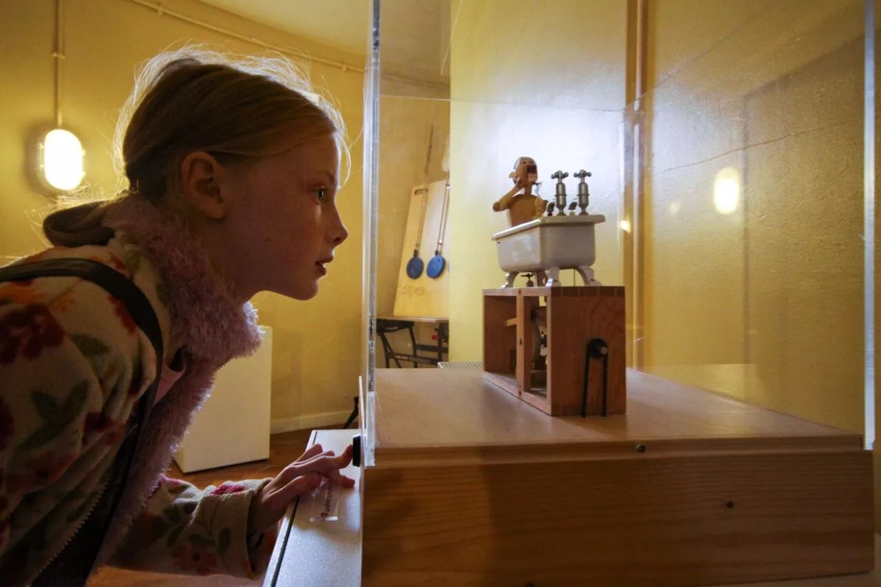 Dozens of Self-Propelled Humanoid Machines Are Coming to Frost Science