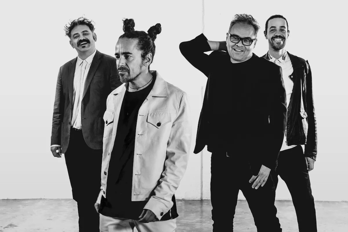 Café Tacvba Brings Comfort in Dark Times
