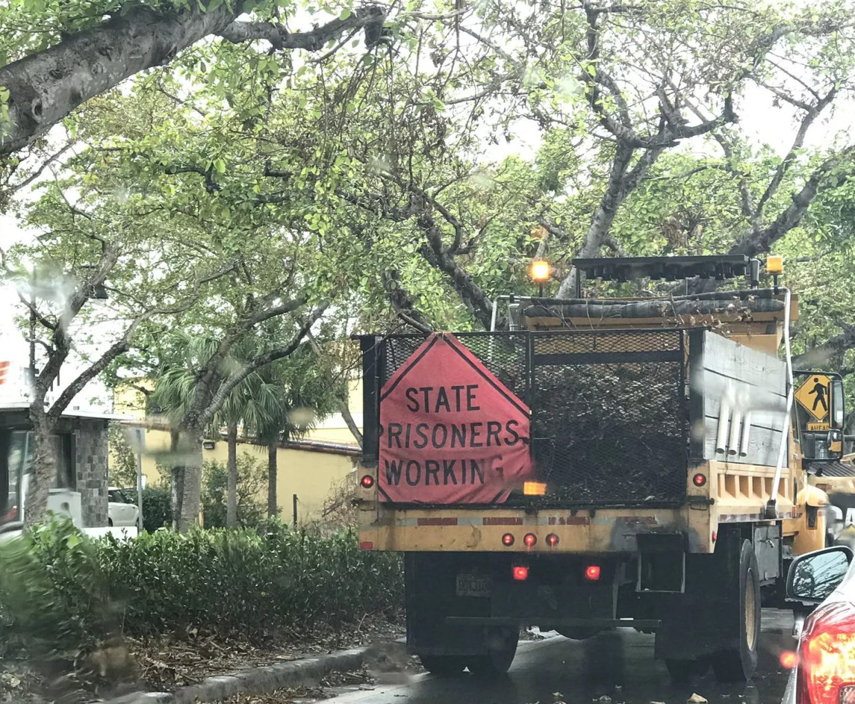 Unpaid Florida Prisoners Being Used to Clean Up After Hurricane Irma