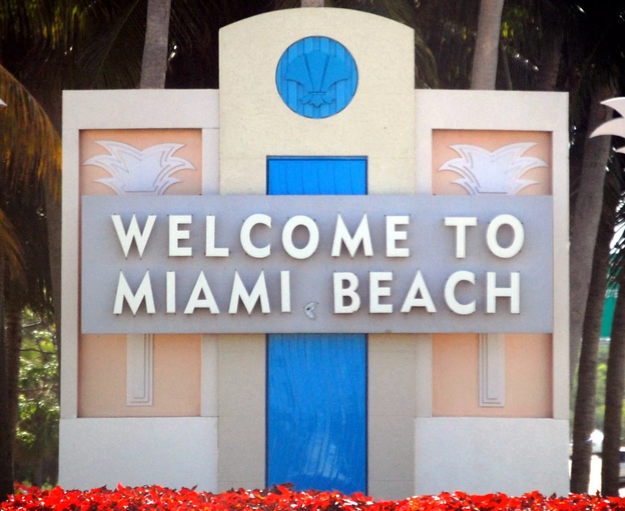 Miami Beach to Install Surveillance Cameras on Ocean Drive Promenade