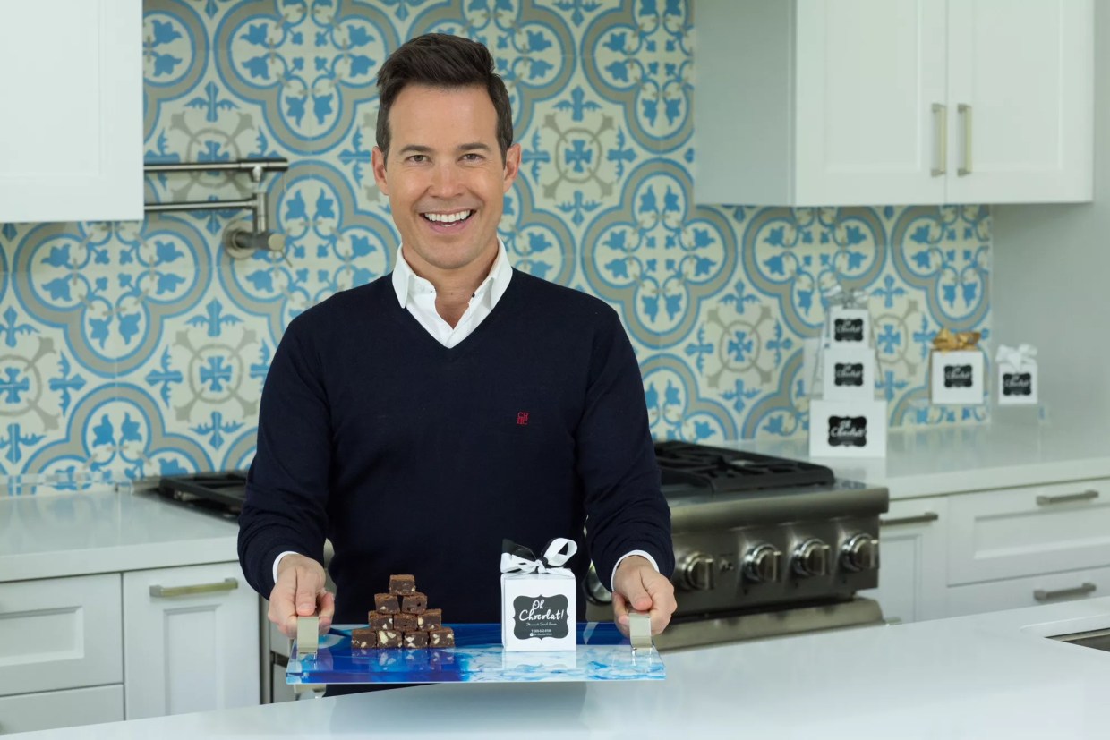 Former Univision Star Roger Borges Bakes Brownies at Oh Chocolat