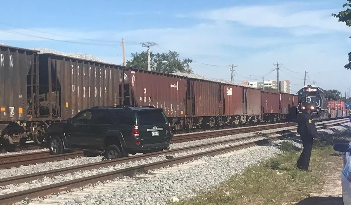Miami Police Barely Stop Freight Train From Hitting SUV on Upper Eastside