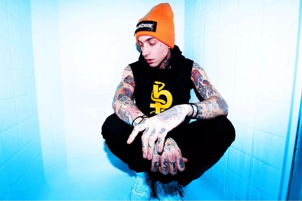 Blackbear Is an Unstoppable Creative Force, Underground Icon, and Androgynous Sex Symbol