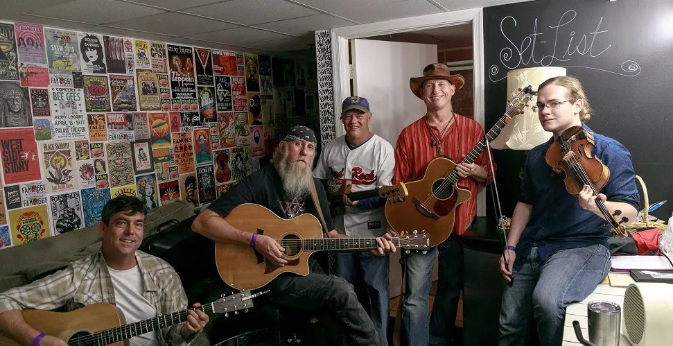 The String Assassins’ Jay Kuchera Is on the Front Lines of Florida’s Opioid Epidemic