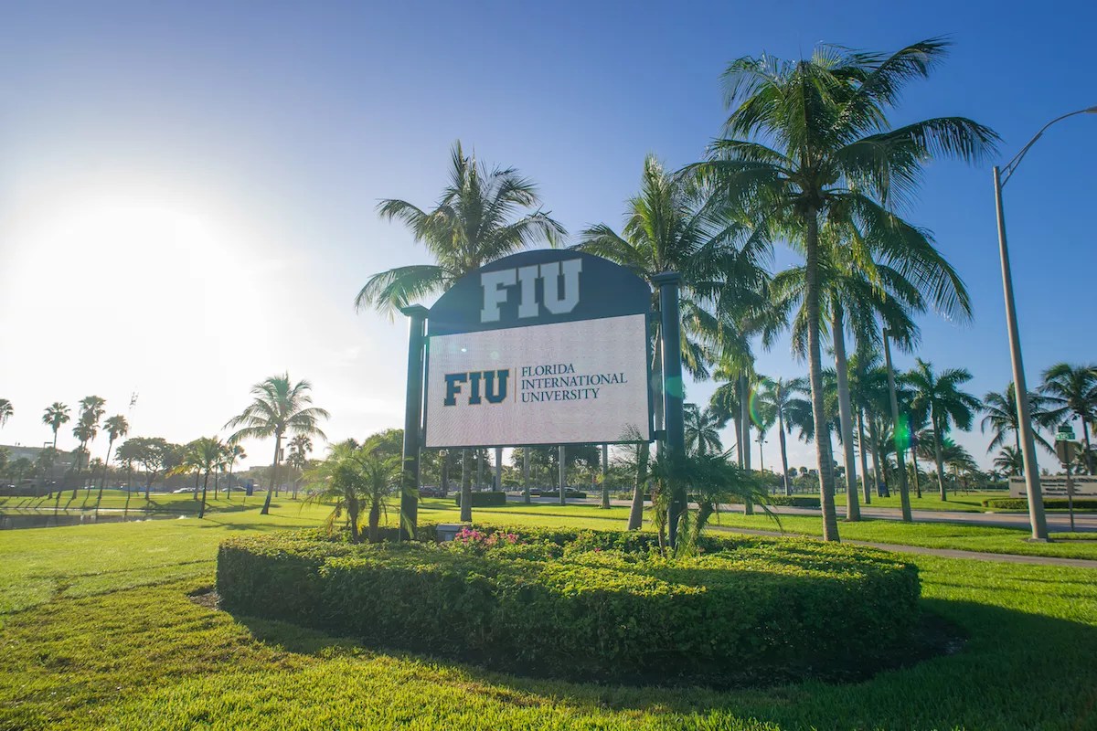Miami Lawsuit Says Sigma Chi Frat Bro Bit Off Some Guy’s Ear at FIU Tailgate
