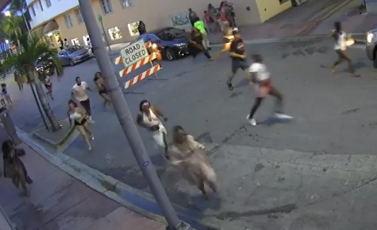 Video: False Report of Gunshots Sparks Minor Stampede Near Ocean Drive