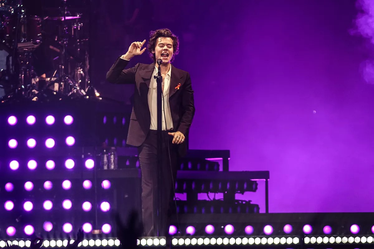 Harry Styles and Kacey Musgraves Drew Thousands to the BB&T Center in Sunrise