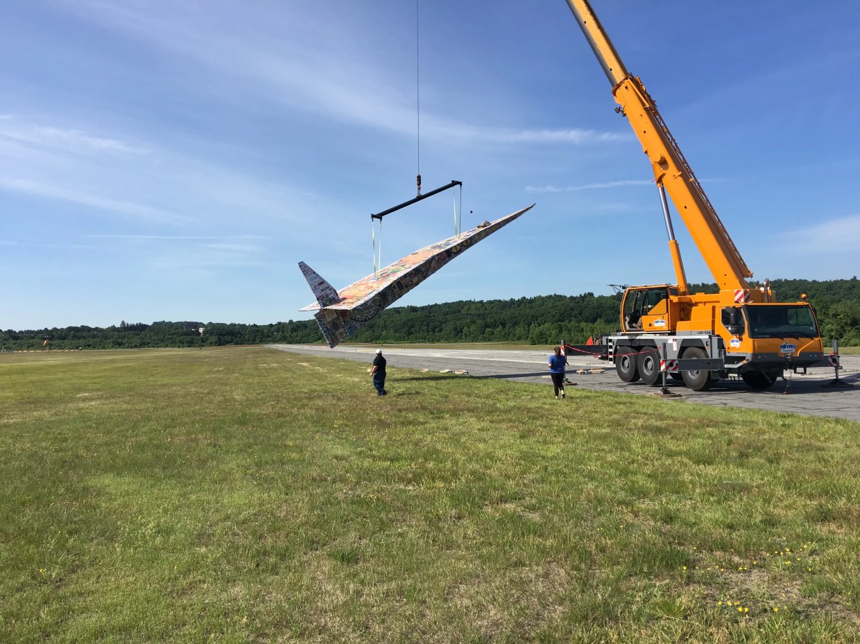 Hollywood Native Jerry Beck Attempts to Fly the World’s Largest Paper Airplane