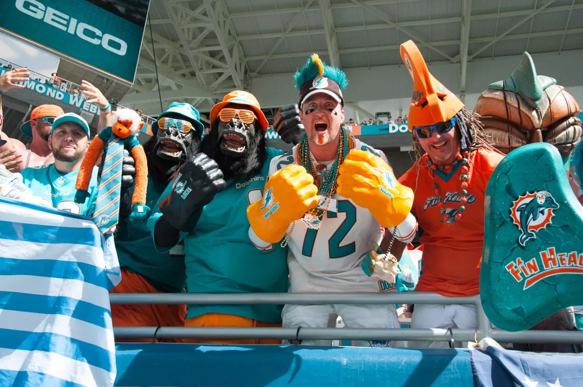 All the Things Miami Dolphins Fans Can Root for in the NFL Playoffs