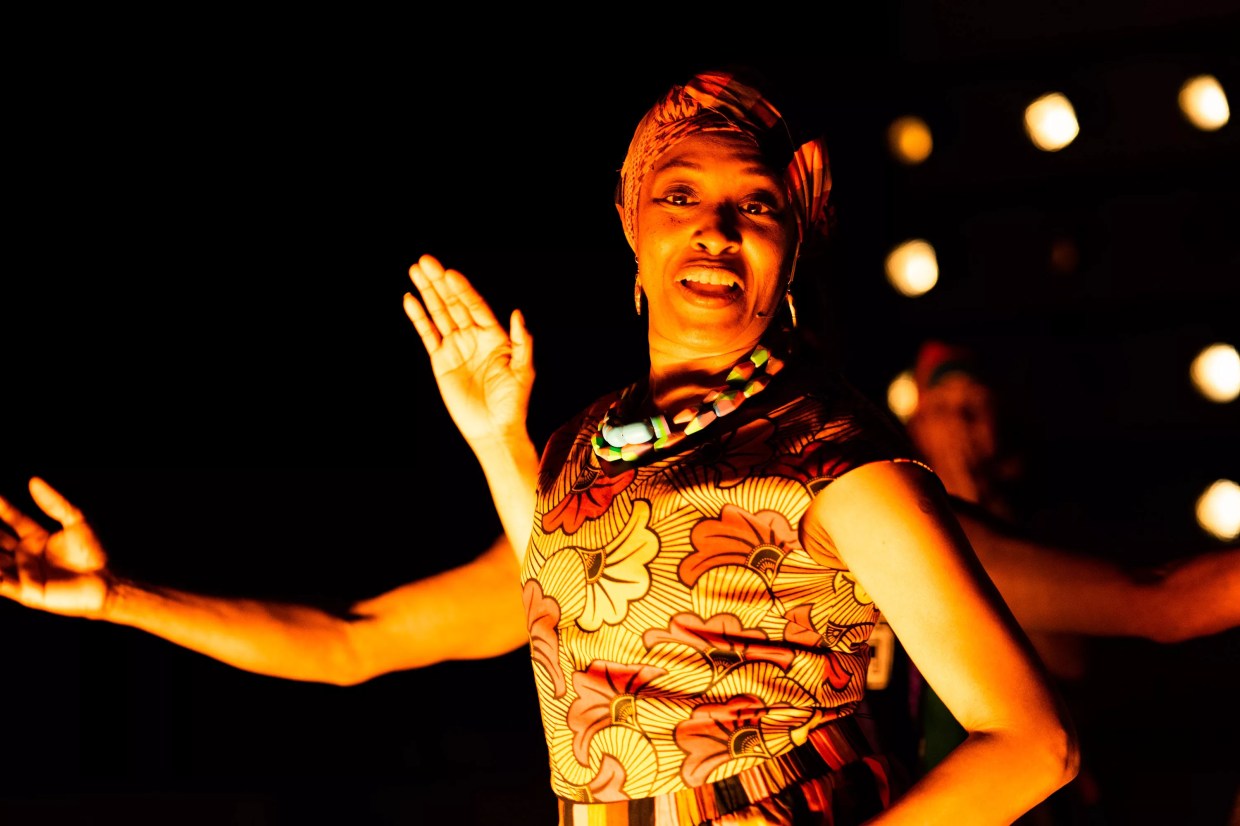 <i>Viva la Parranda!</i> Invites Audiences to Dance, Sing, and Eat Sancocho