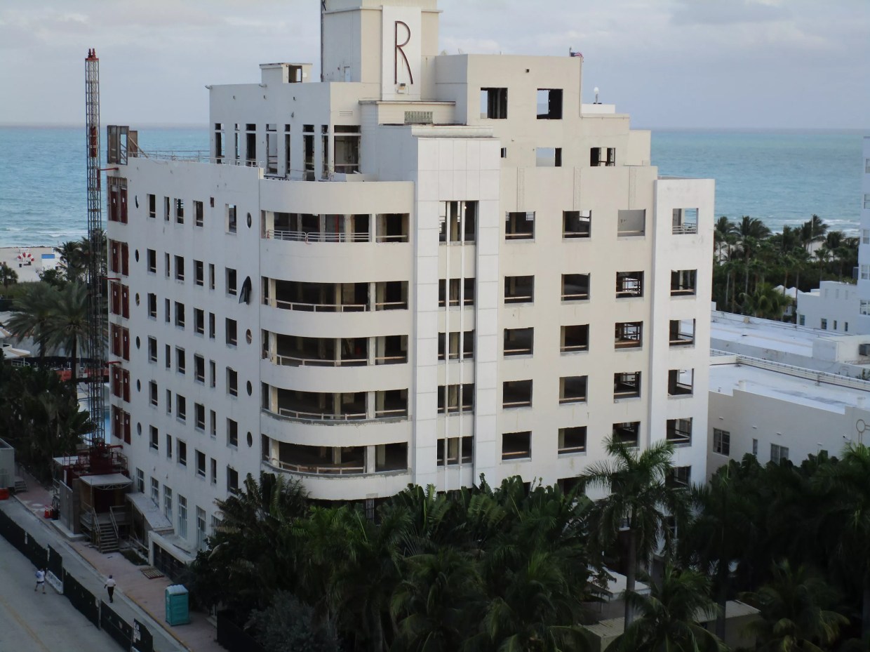 Miami Beach’s Historic Raleigh Hotel Left Exposed to the Elements as Renovations Stall