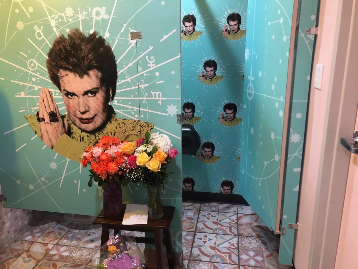 Pay Your Respects to the Great Walter Mercado at This Hialeah Restaurant