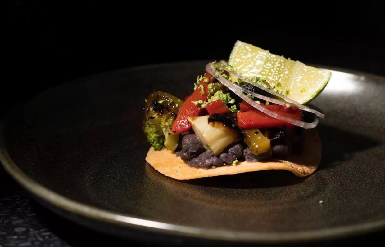 Orilla in Miami Beach Offers Global Fare and a Laid-Back Vibe