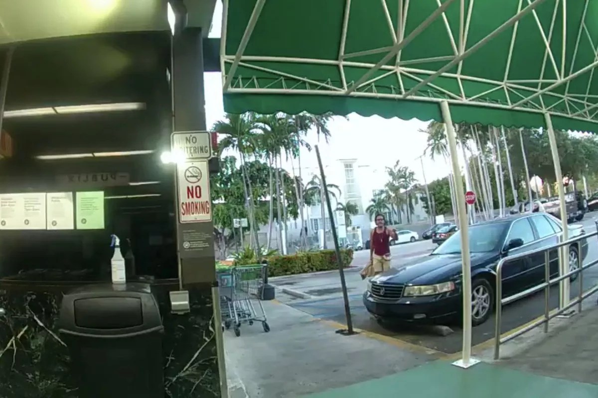 Maskless Publix Shopper Goes on Rant: “There’s No Pandemic! Fuck You!”