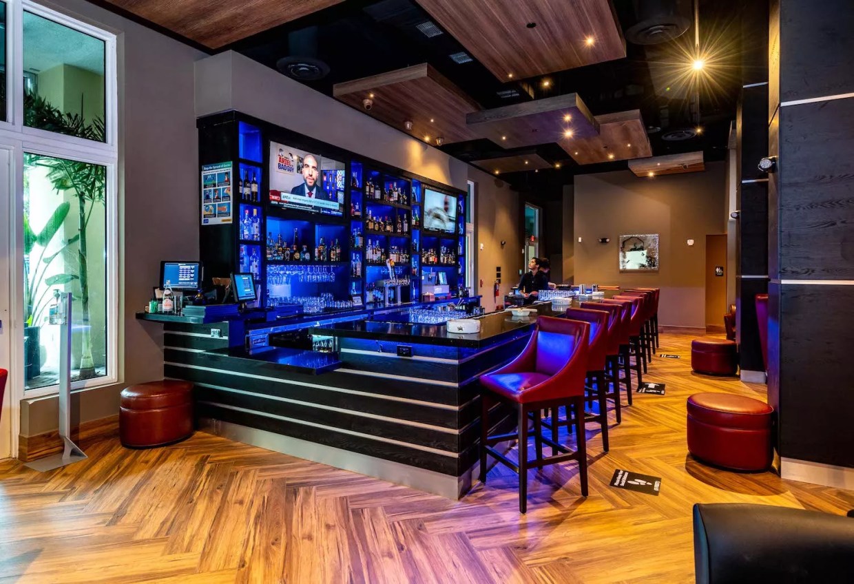 Empire Social Lounge: The New “Sophisticated” Whiskey and Cigar Bar in Downtown Dadeland