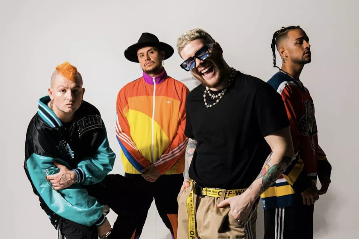 Latin Pop Group Piso 21 Grows Up in the Spotlight