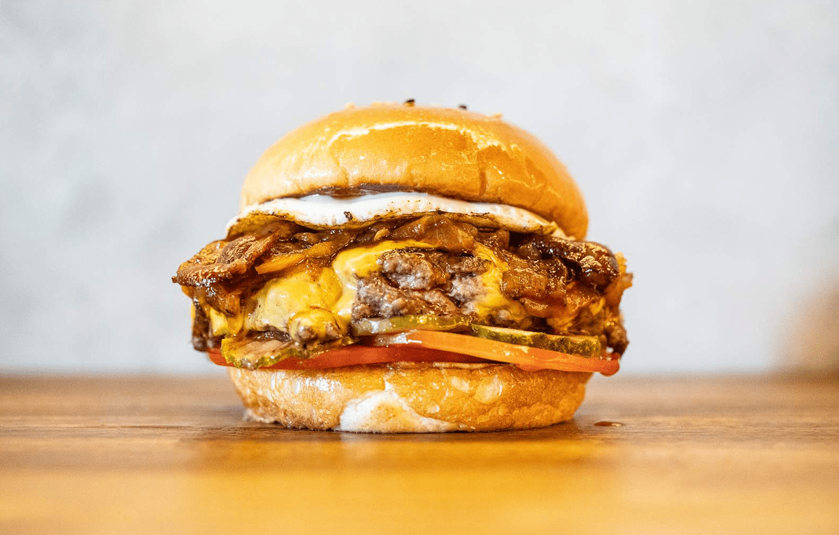 Popular Argentinian Burger Joint La Birra Bar Arrives in Miami