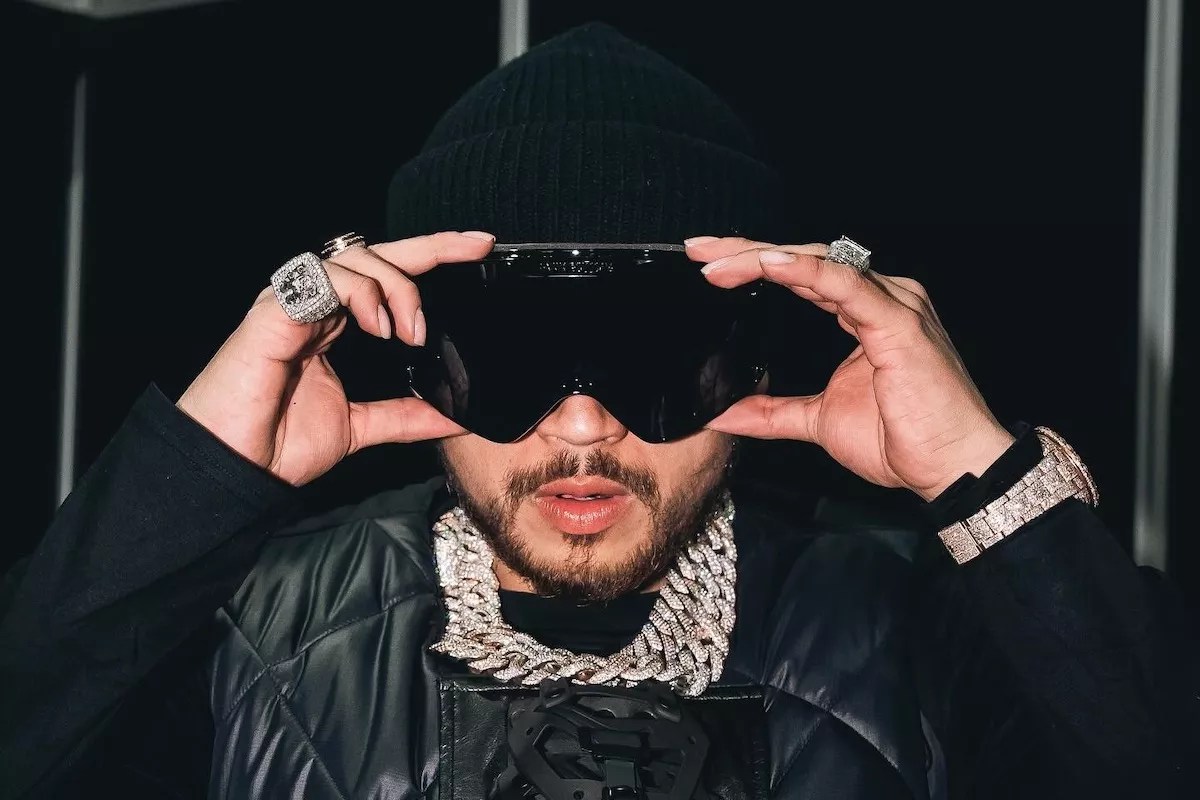 Fuerza Regida frontman Jesus Oritz Paz in ski goggles and black beanie