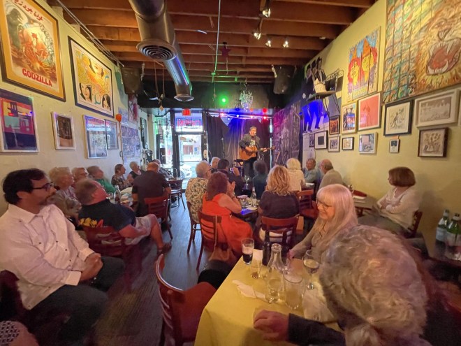 Lou Dominguez performing at Luna Star Cafe