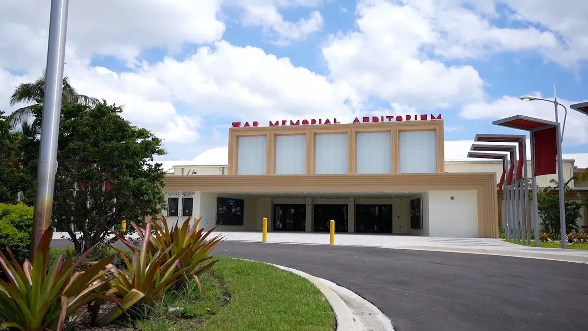 Exterior of War Memorial Auditorium in Fort Lauderdale