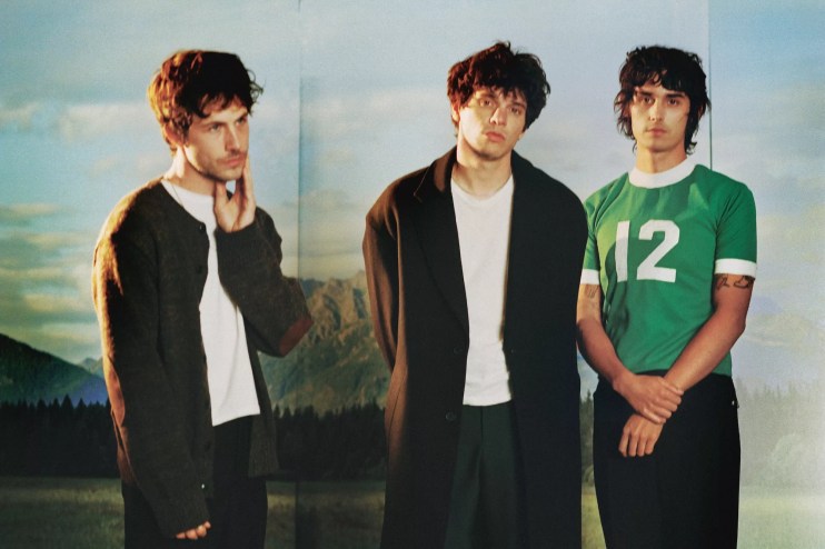 Portrait of the members of Wallows